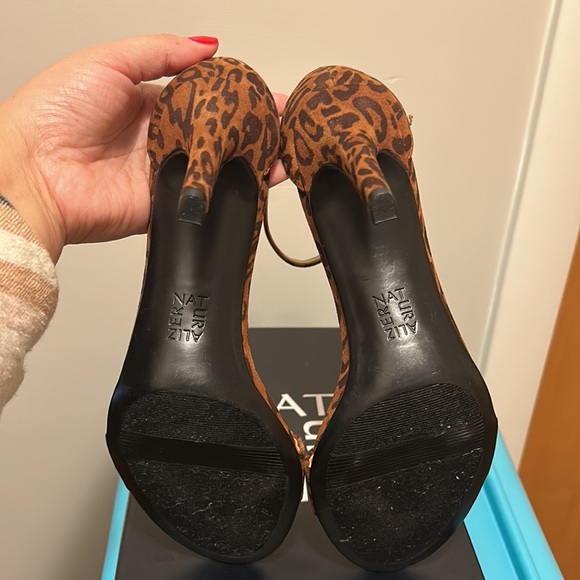 Naturalized cheetah open toe heels - Picture 6 of 6